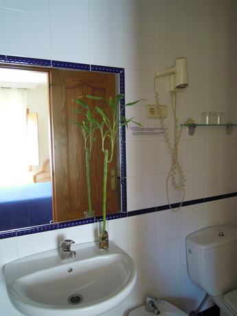 Imagen de la habitación del Hostal Moscatel. Foto 6