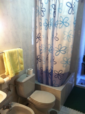 Imagen de la habitación del Hostal Murcia. Foto 2