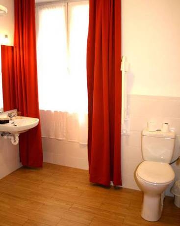 Imagen general del Hostal Musika Plaza Pentsioa. Foto 7