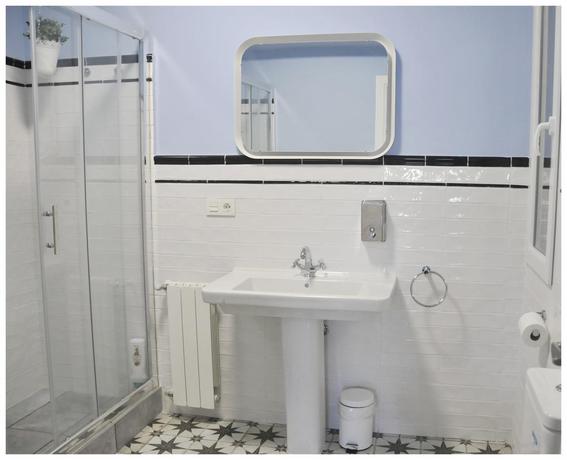 Imagen general del Hostal My Room Monzon. Foto 5