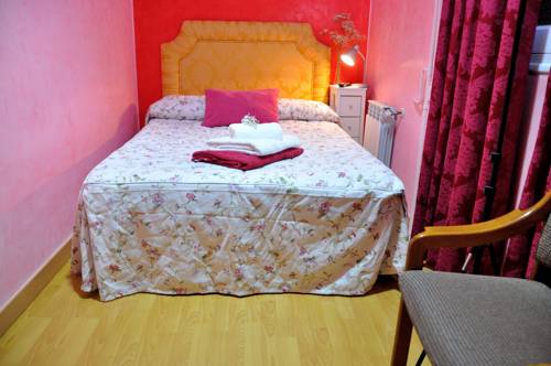 Imagen de la habitación del Hostal Naranjos. Foto 3