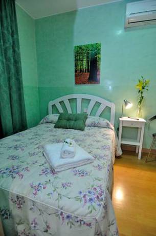Imagen de la habitación del Hostal Naranjos. Foto 4