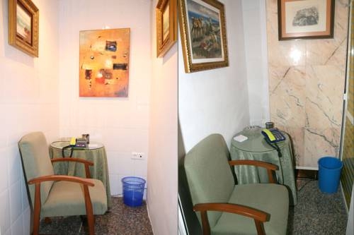 Imagen general del Hostal Nerjasol. Foto 2