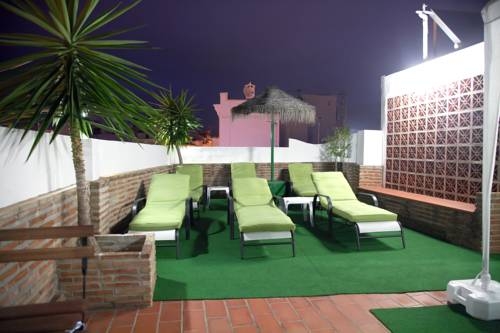 Imagen general del Hostal Nerjasol. Foto 7