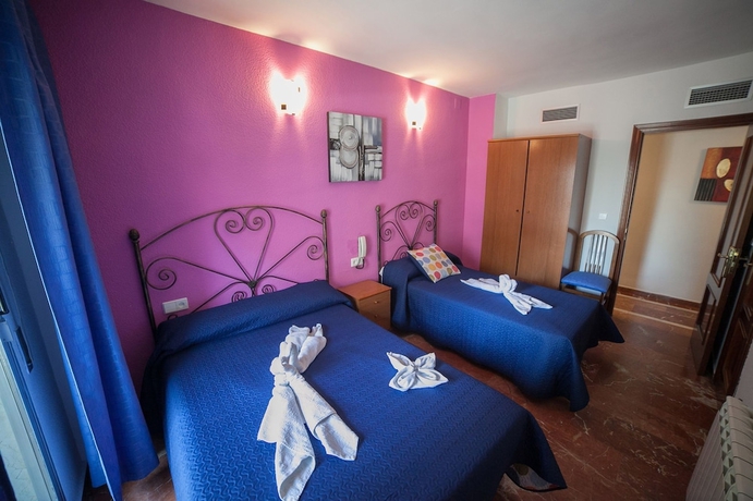 Imagen de la habitación del Hostal Nevot. Foto 2