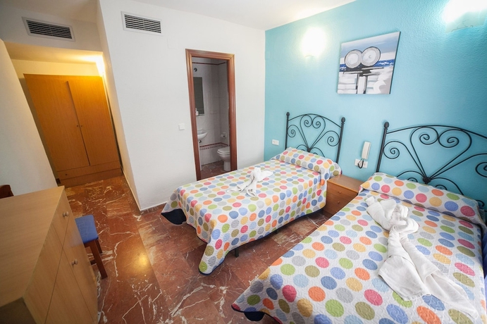 Imagen de la habitación del Hostal Nevot. Foto 5