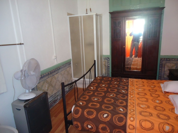 Imagen de la habitación del Hostal New Aljubarrota Guest House. Foto 11
