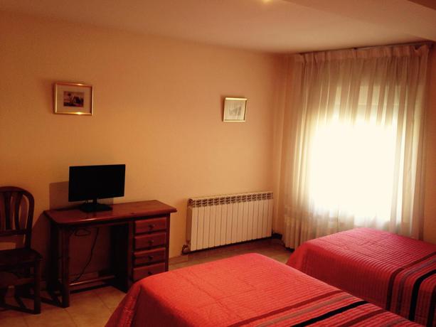 Imagen general del Hostal Nicol&aacute;s, Medinaceli. Foto 9