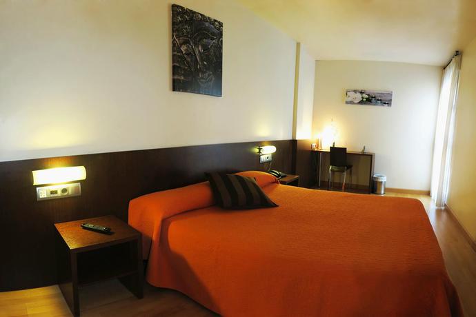 Imagen general del Hostal Nirvana, Ponferrada. Foto 5