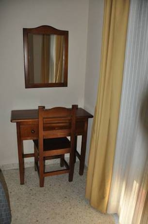 Imagen de la habitación del Hostal Niza I II. Foto 8