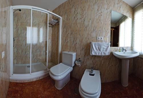 Imagen de la habitación del Hostal Noriega. Foto 7