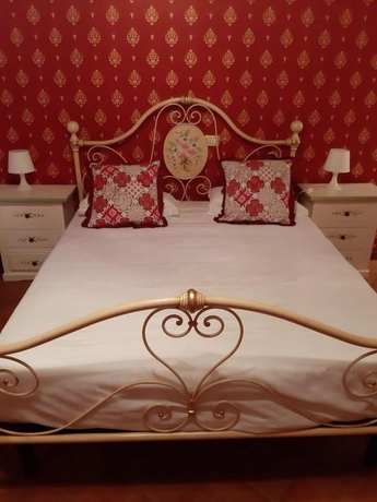 Imagen de la habitación del Hostal Nova Domizia. Foto 10