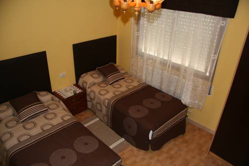 Imagen de la habitación del Hostal Nuevo Alonso. Foto 3