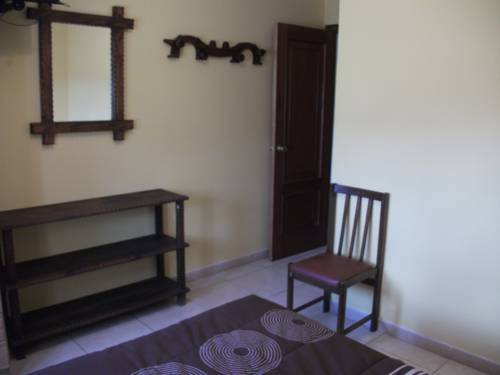 Imagen de la habitación del Hostal Nuevo Alonso. Foto 5