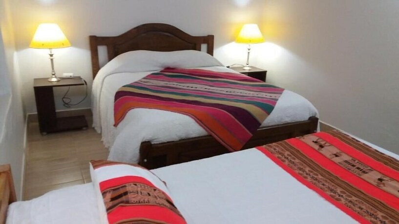 Imagen de la habitación del Hostal Nuevo Amanecer. Foto 3
