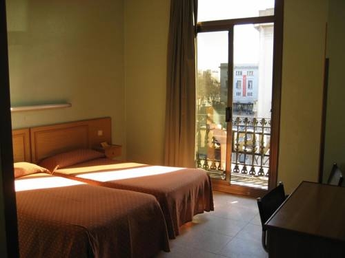 Imagen general del Hostal Nuevo Colon. Foto 2