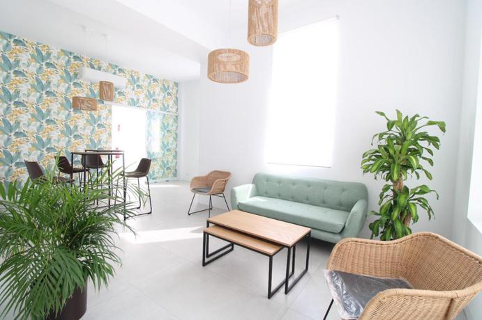 Imagen de los interiores del Hostal Nuevo Tropical. Foto 12