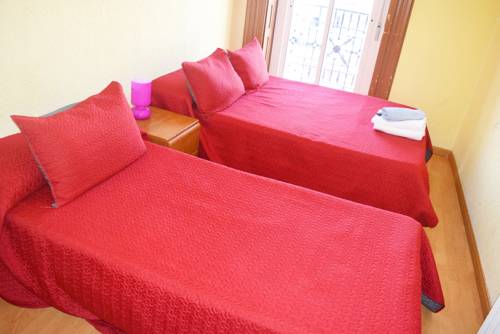 Imagen de la habitación del Hostal Numancia, Lavapiés. Foto 8