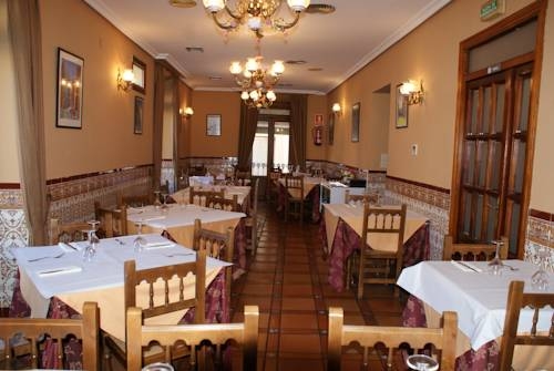 Imagen general del Hostal Nuria, Trujillo. Foto 9