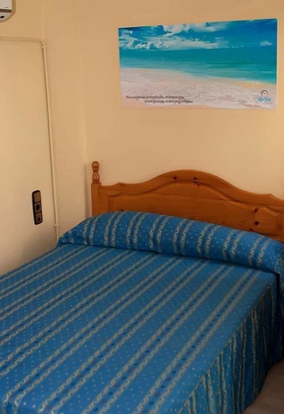 Imagen de la habitación del Hostal Nuria, Villaricos. Foto 11