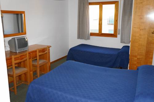 Imagen de la habitación del Hostal OYO Hostal La Posada. Foto 2