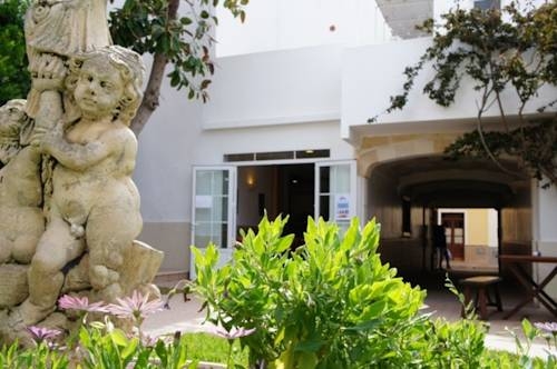 Imagen general del Hostal Oasis Menorca. Foto 4