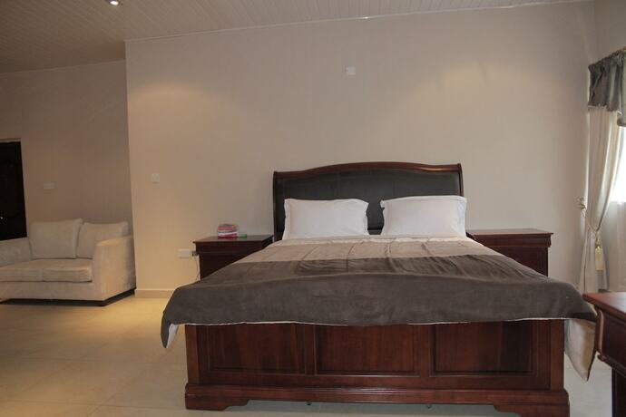 Imagen general del Hostal Occasions. Foto 7