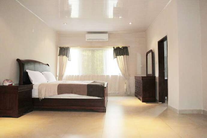 Imagen de la habitación del Hostal Occasions. Foto 12