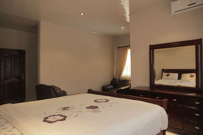 Imagen de la habitación del Hostal Occasions. Foto 18