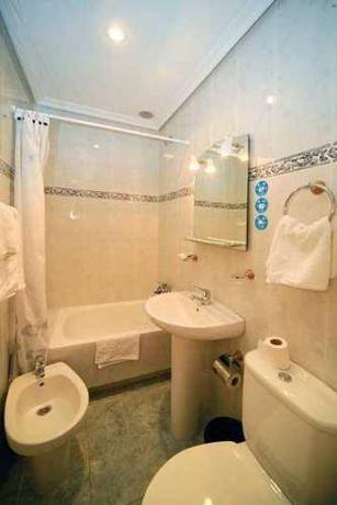 Imagen de la habitación del Hostal Odesa. Foto 2