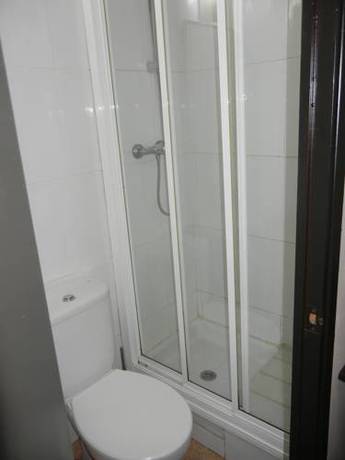 Imagen de la habitación del Hostal Oklahoma, Reus. Foto 5