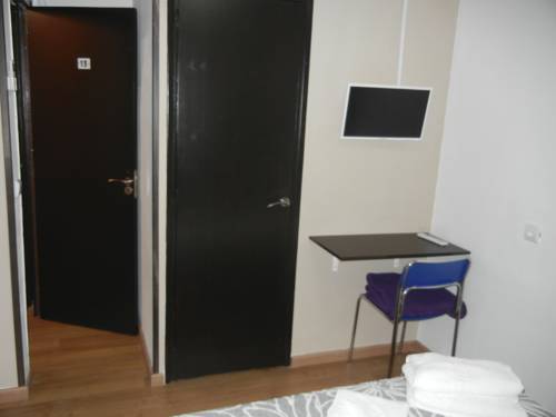 Imagen de la habitación del Hostal Oklahoma, Reus. Foto 11