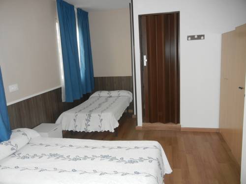 Imagen de la habitación del Hostal Oklahoma, Reus. Foto 16