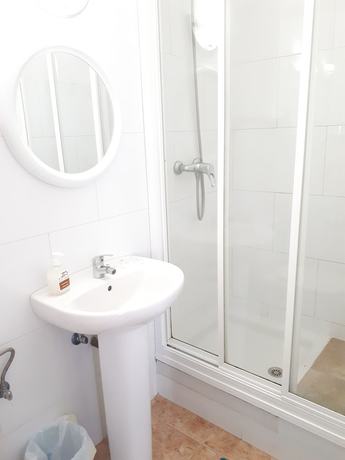 Imagen de la habitación del Hostal Oklahoma, Reus. Foto 6