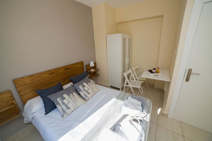 Imagen de la habitación del Hostal Old Town Alicante. Foto 16