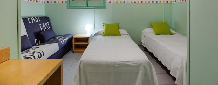 Imagen de la habitación del Hostal Oliveta. Foto 19