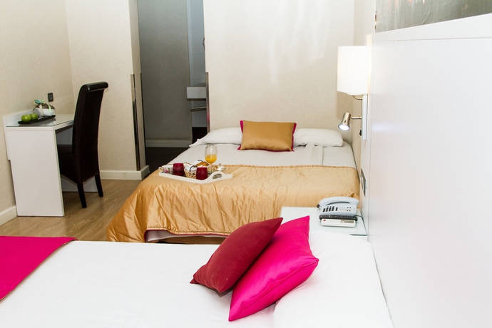 Imagen de la habitación del Hostal Olmedo. Foto 10