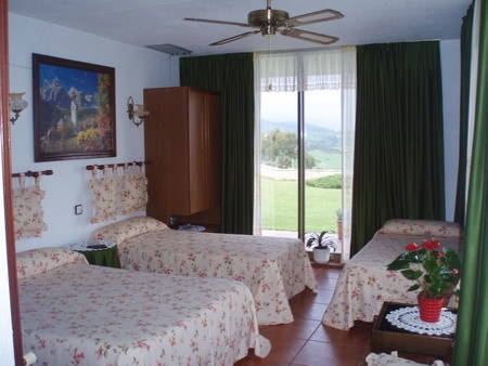 Imagen general del Hostal Ori&oacute;n, San Vicente de la Barquera. Foto 8