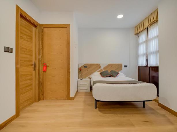 Imagen general del Hostal Oyo Hotel Restaurante La Pinta. Foto 6