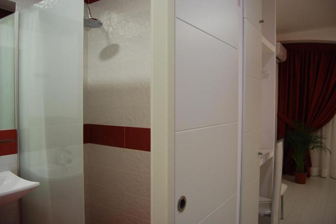 Imagen general del Hostal PETITE MAMAN. Foto 5