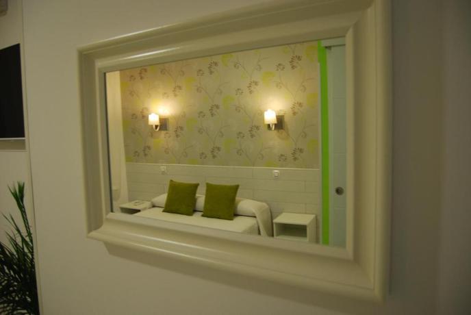 Imagen general del Hostal PETITE MAMAN. Foto 10