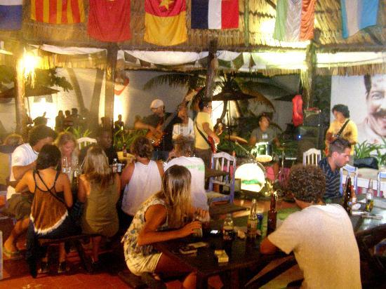 Imagen del bar/restaurante del Hostal POC NA, Isla Mujeres. Foto 2