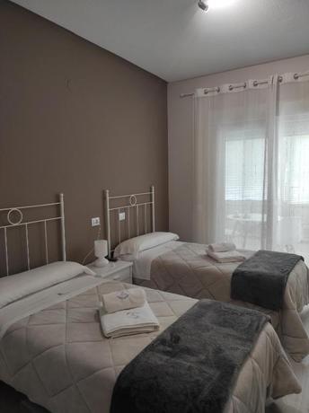 Imagen de la habitación del Hostal PR Navia. Foto 3