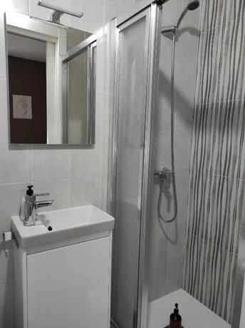 Imagen de la habitación del Hostal PR Navia. Foto 5