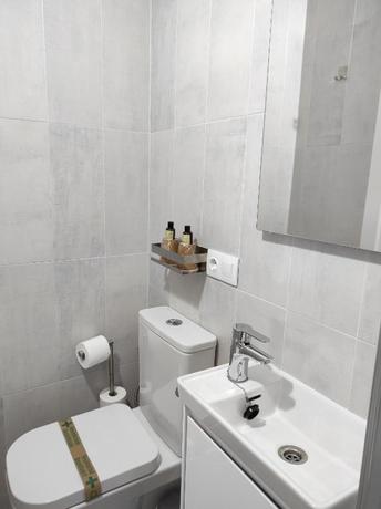 Imagen de la habitación del Hostal PR Navia. Foto 8