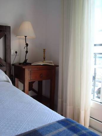 Imagen de la habitación del Hostal PR Ribeira de Fefi&ntilde;ans. Foto 4