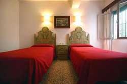 Imagen de la habitación del Hostal Paco, Marbella. Foto 15