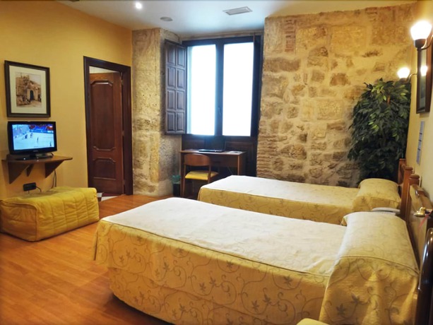 Imagen de la habitación del Hostal Palacio Antigua Audiencia. Foto 4
