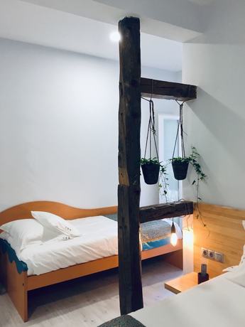 Imagen de la habitación del Hostal Palacio Luna. Foto 13