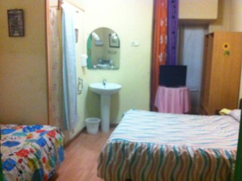 Imagen general del Hostal Palacio Madrid. Foto 2